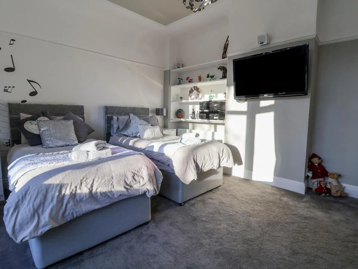 Holiday home Solway Villa Chester